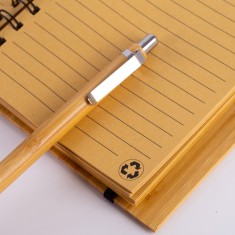 Caderno Com Caneta Em Bambu Personalizado MACAD390